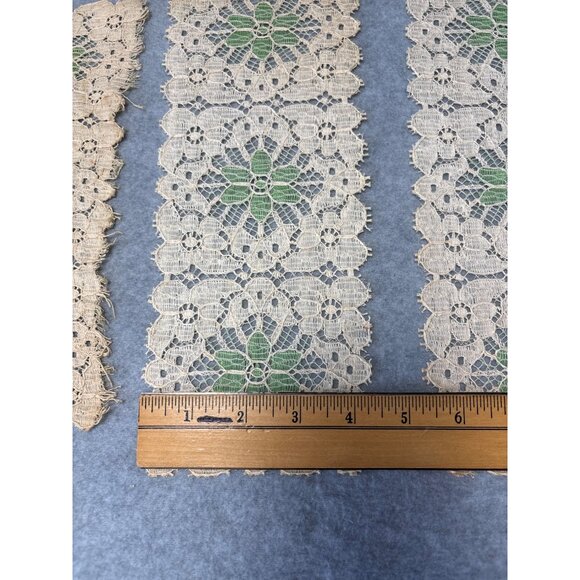 Vintage Handmade Crochet Lace Doilies Green Floral Accents Set 3 Table Decor 11" - Picture 8 of 9